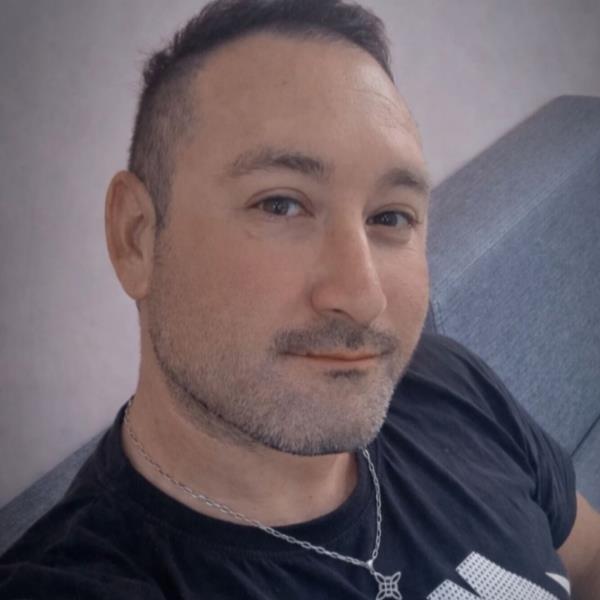 Victor Rivas