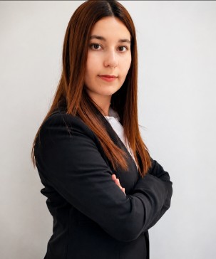 Javiera Constanza Bernales Contreras