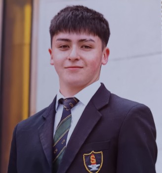 Mikhayl Nicolás Leal Saavedra