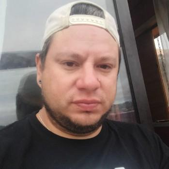 Víctor Manuel Caro Mardones